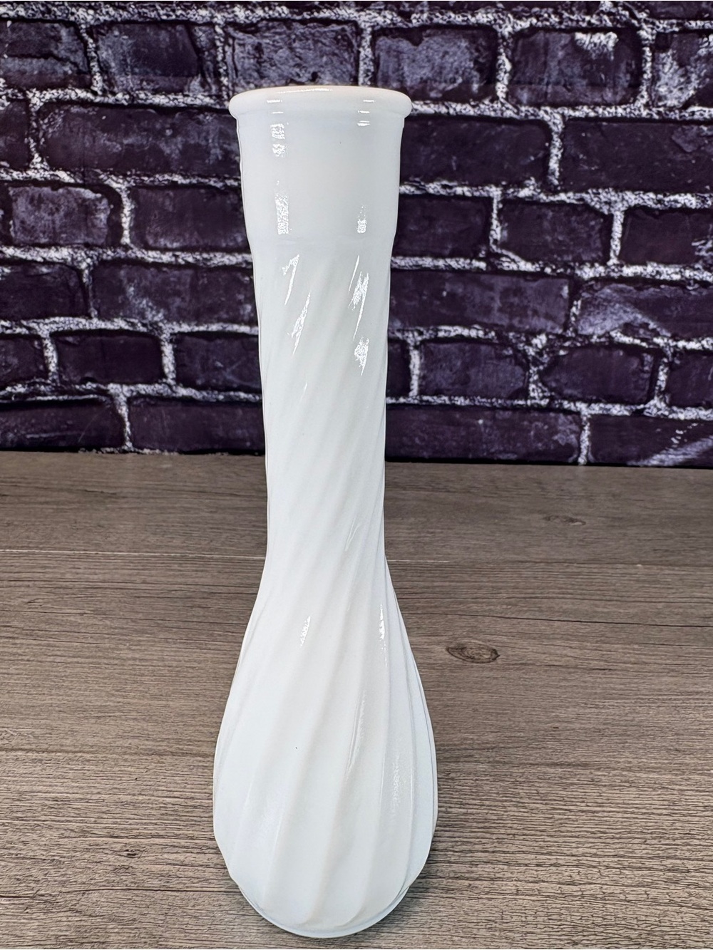 Vintage Elegant White Swirl Milk Glass Vase